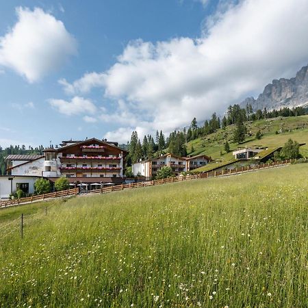 Moseralm Dolomiti Spa Resort Nova Levante Ngoại thất bức ảnh